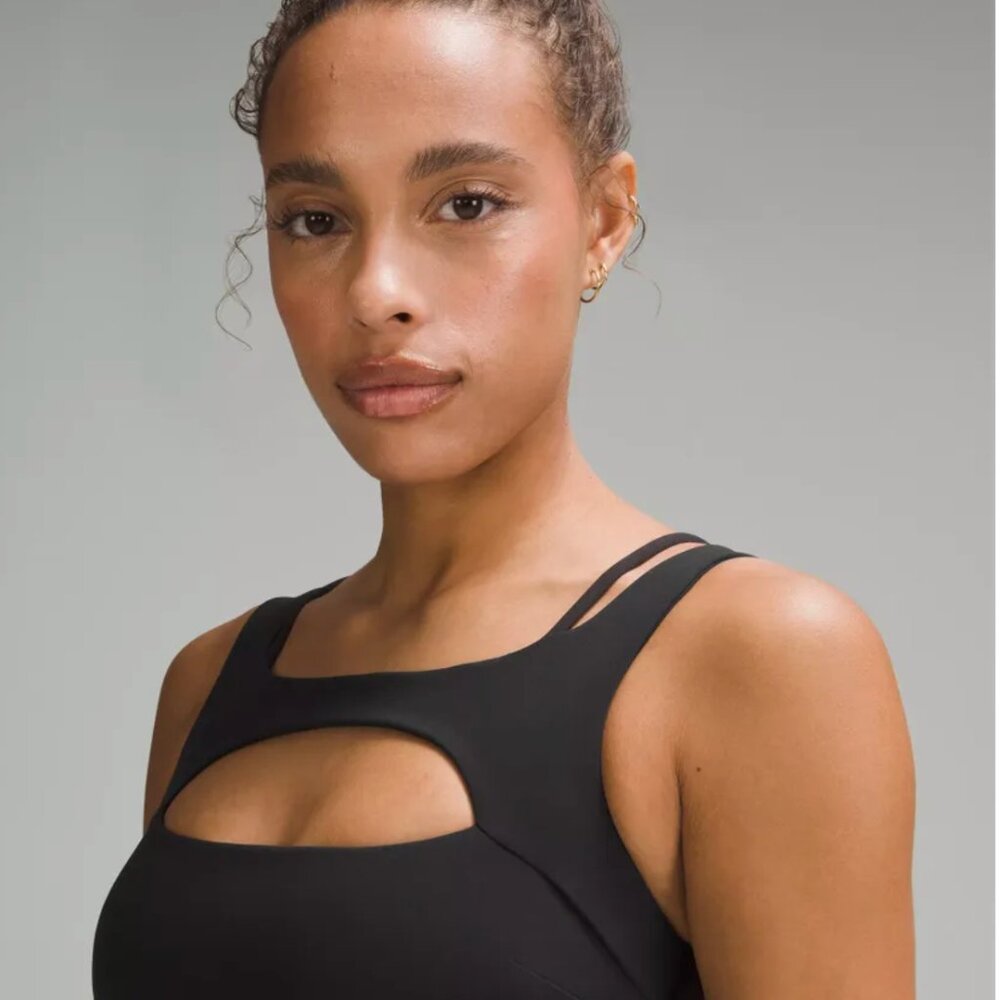 lululemon Everlux Front Cut-Out Train Bra 6